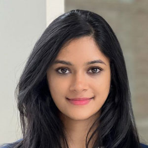 Portrait of Anusha Muralidhar.