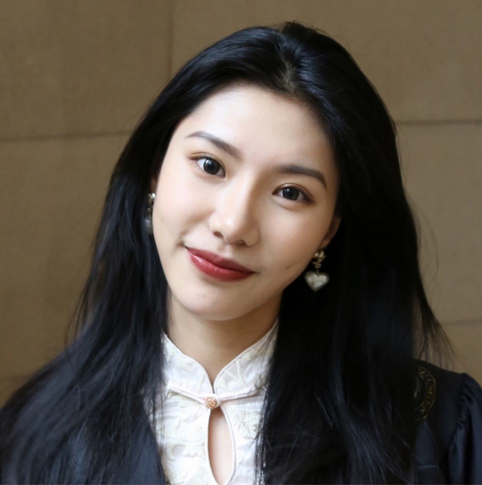 Yihan Xia