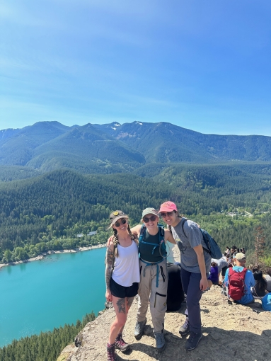 Shyanne, Kelley, and Yasemin at Rattlesnake Ridge!