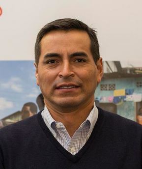 Robinson Cabello, MD
