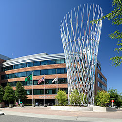 Vessel sculpture and Arnold Building on Fred Hutch campus